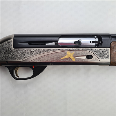 Benelli SL80 Passionwood 12 Gauge Semi-Automatic Shotgun